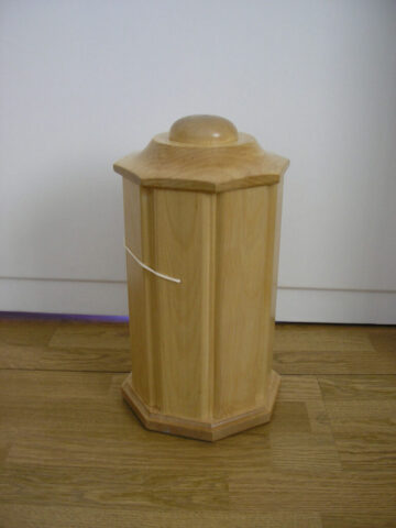 funeral urn